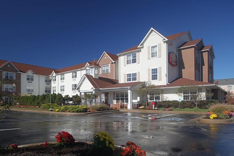 Towneplace Suites Cleveland Стритсборо Экстерьер фото
