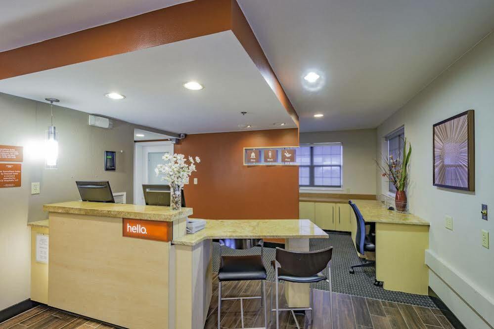 Towneplace Suites Cleveland Стритсборо Экстерьер фото